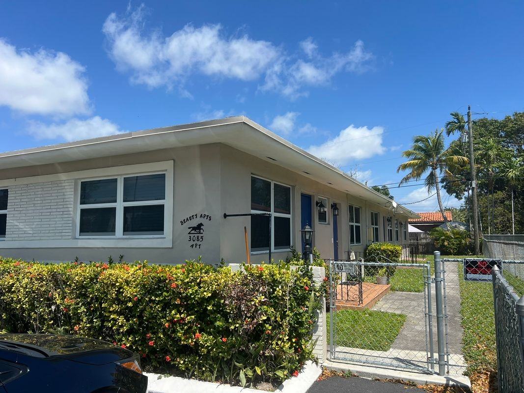 3085 W Flagler St ##3 - Photo 2 of 19