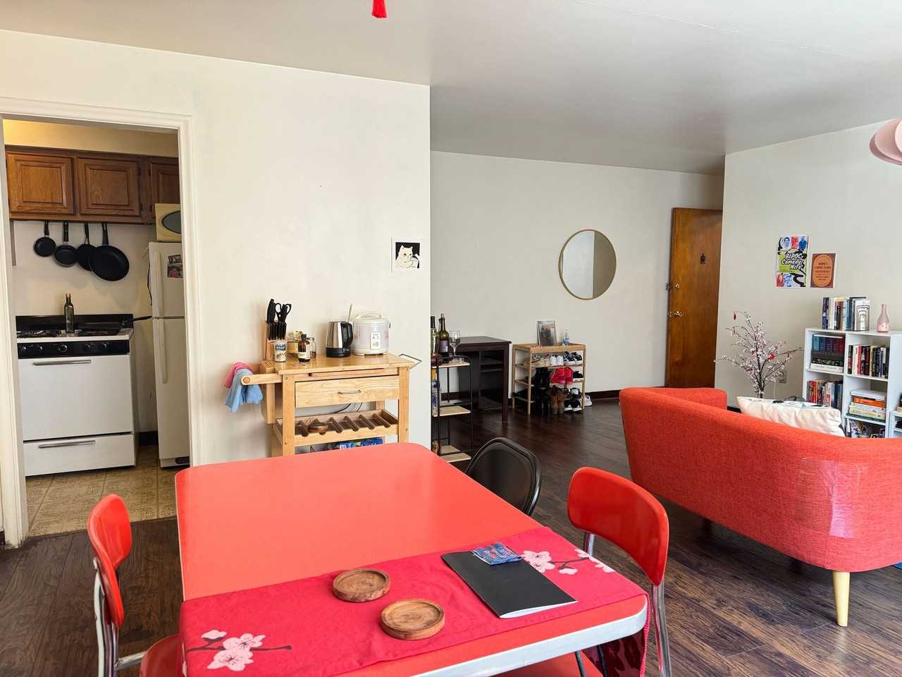 Claridge - Photo 5 of 12