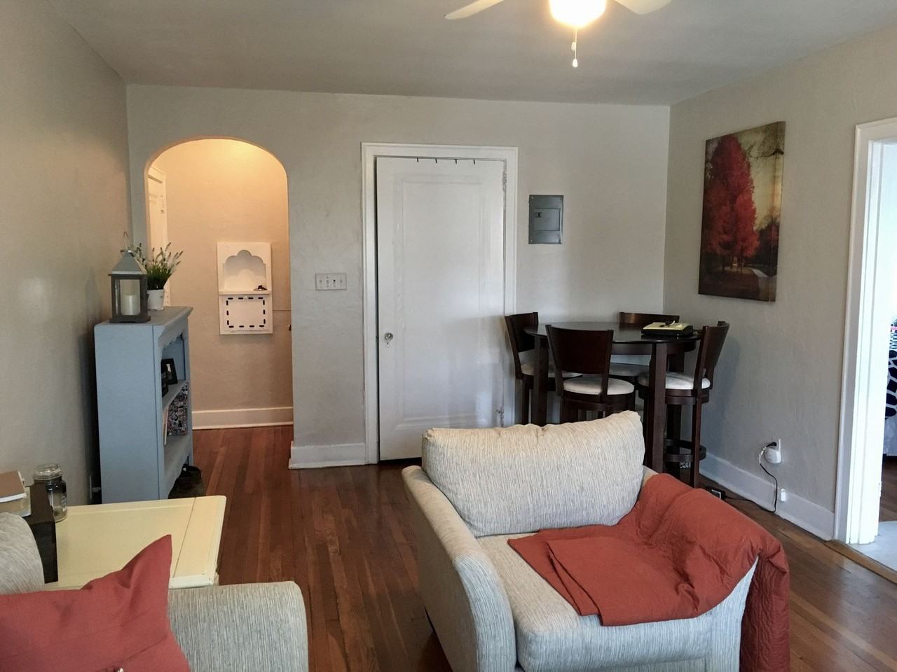 2720 Shady Avenue - Photo 2 of 5