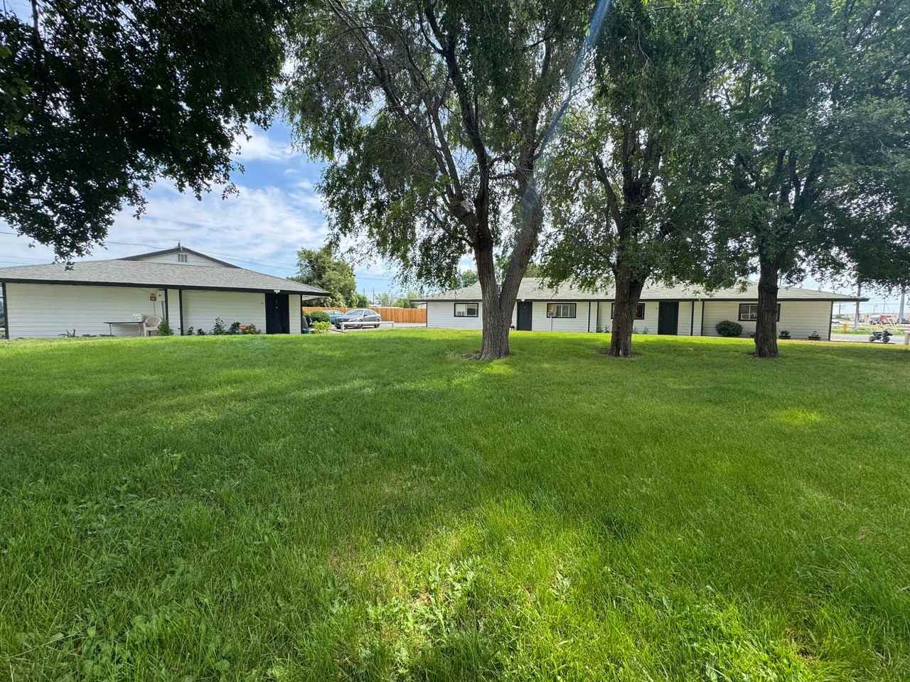 Cascade Valley Apartments - Photo 7 of 12