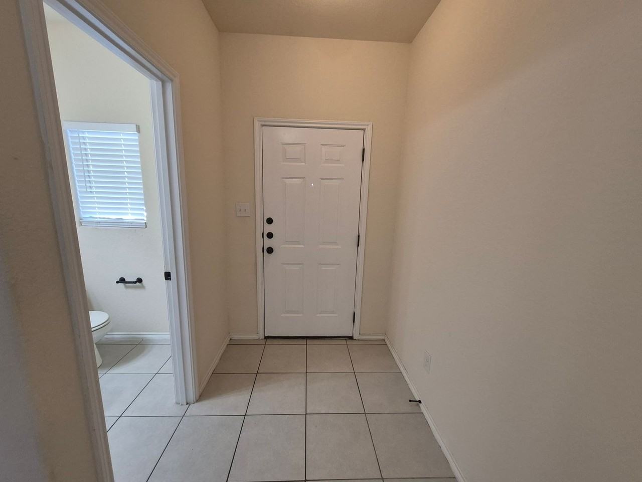 8708 Vista De Nubes - Photo 3 of 40