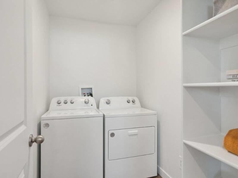 4032 S Dry Hollow Ln