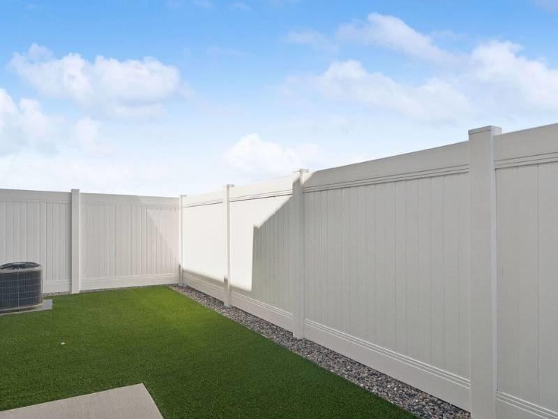 4032 S Dry Hollow Ln