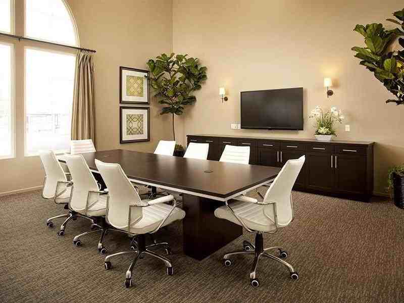 4914 Olive St - Photo 4 of 20