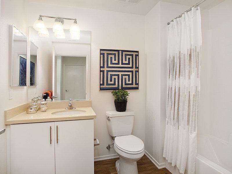 4914 Olive St - Photo 2 of 20