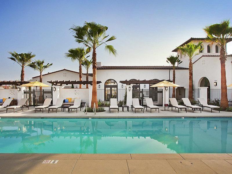 4914 Olive St - Photo 5 of 20