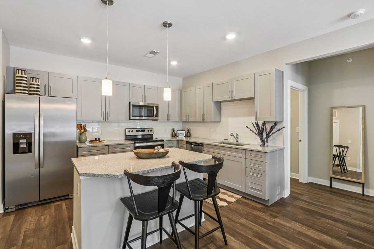 Founders Pointe Apartments - Photo 2 of 50