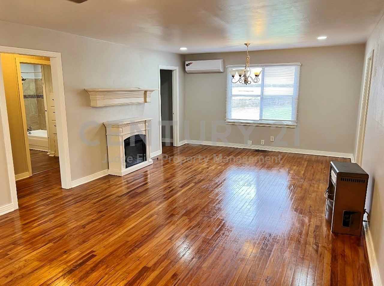 701 701 N. Bus 287 - Photo 2 of 11