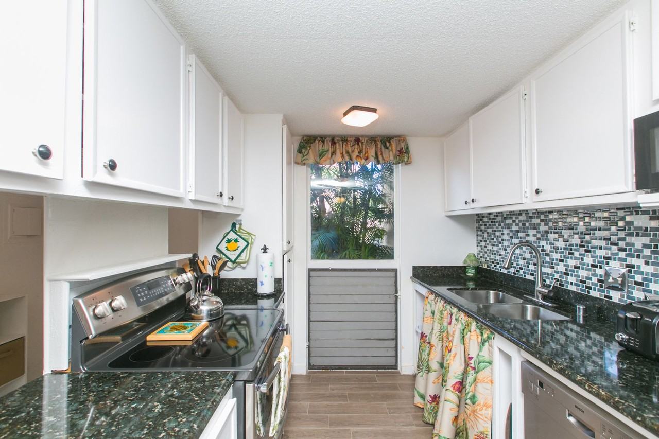 68-090 Au St - Photo 7 of 21