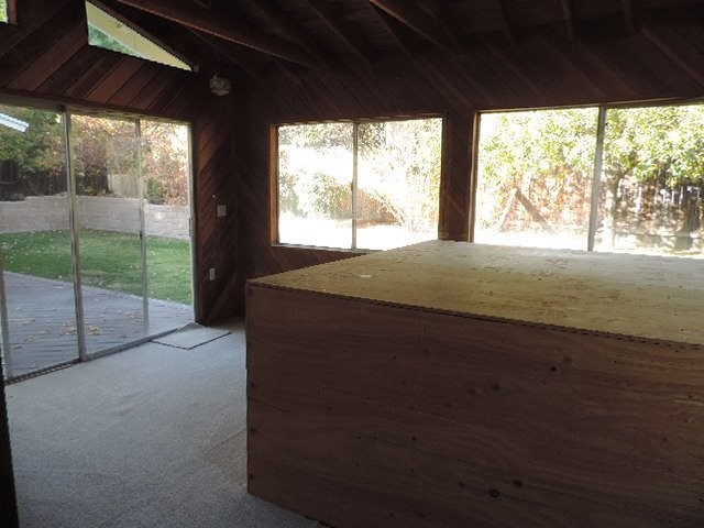 3375 Bowie Rd - Photo 7 of 31