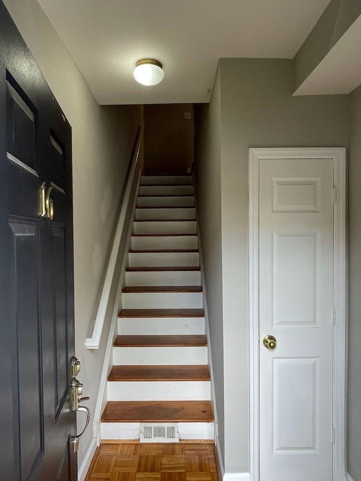 428 Page Ave Ne #16 - Photo 2 of 20