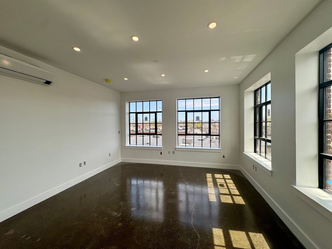 Rumery Lofts - Photo 4 of 9