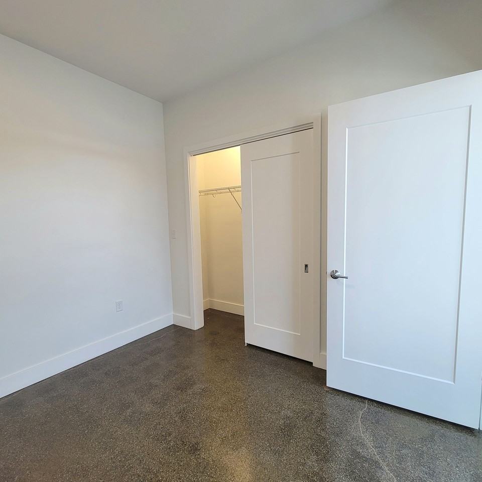 Rumery Lofts - Photo 6 of 9