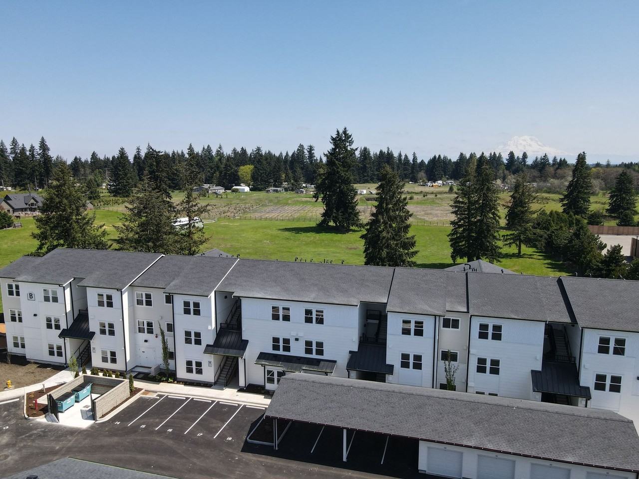 Nisqually Landing Apartments - Photo 3 of 11
