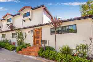 featured image of 1374 Miller Place