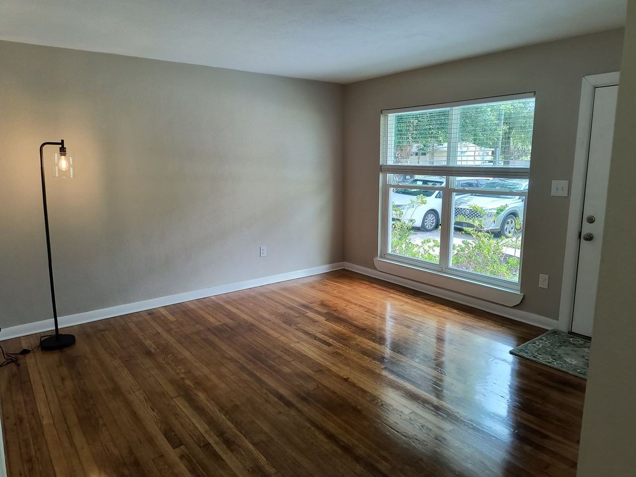 4715 N 9th Ave - Photo 7 of 26