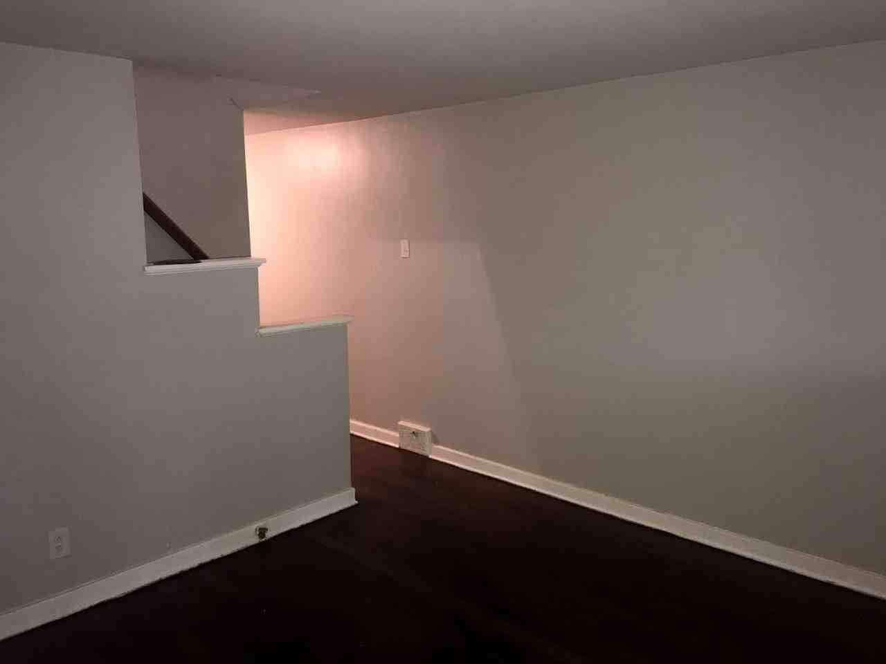 28 Greenough Ave - Photo 4 of 11