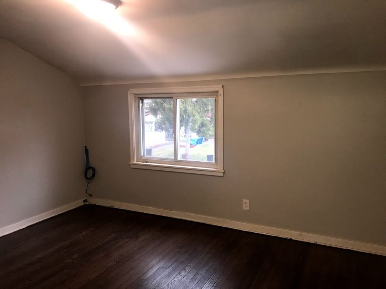 28 Greenough Ave - Photo 5 of 11