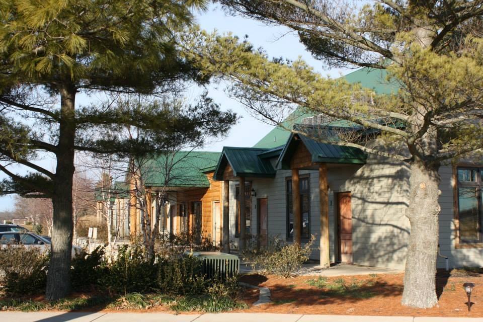1000 Lakewood Dr - Photo 2 of 12