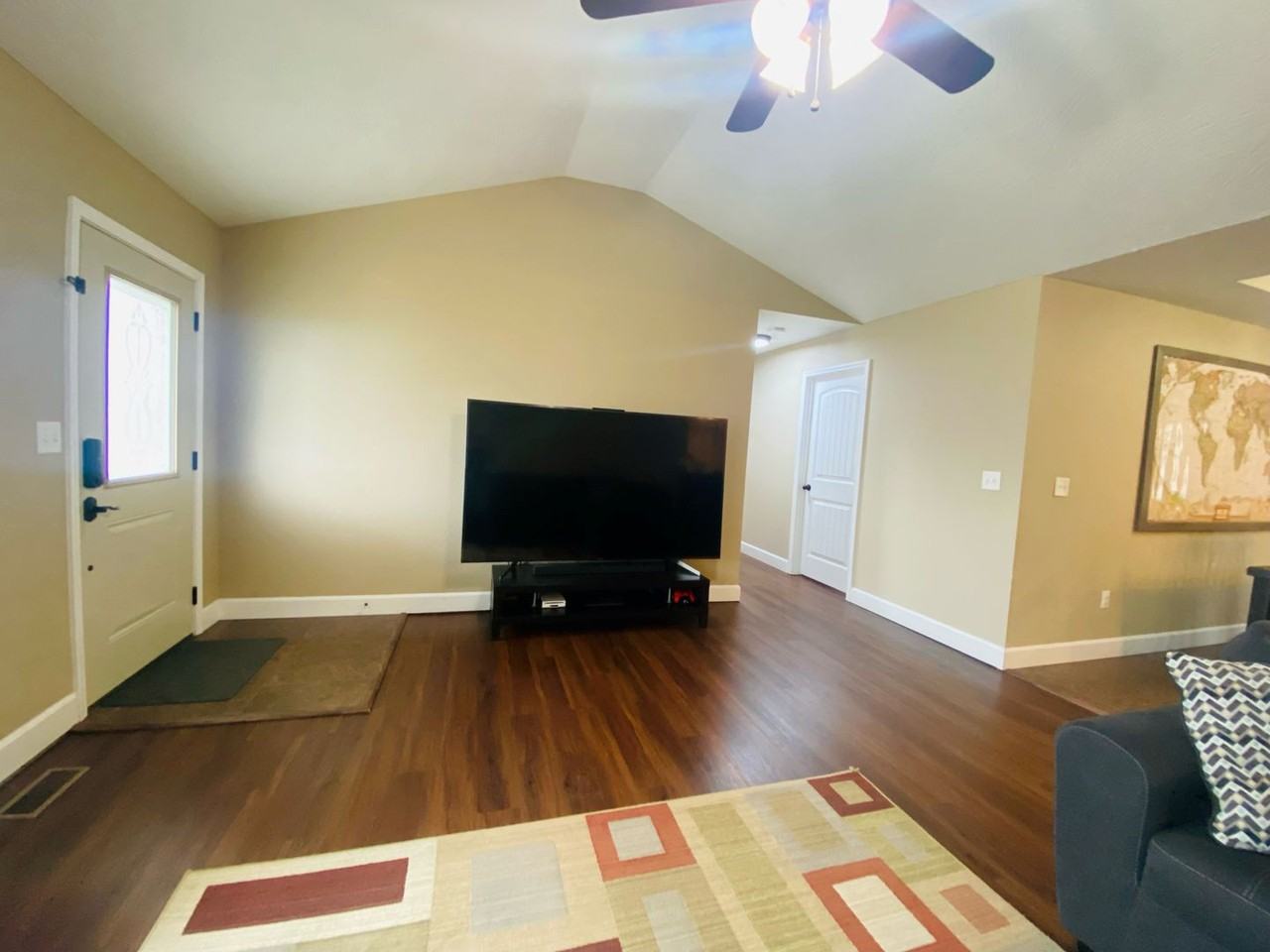 16344 Heartland Ln - Photo 2 of 11