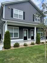 809 Maple St #B - Photo 1 of 1