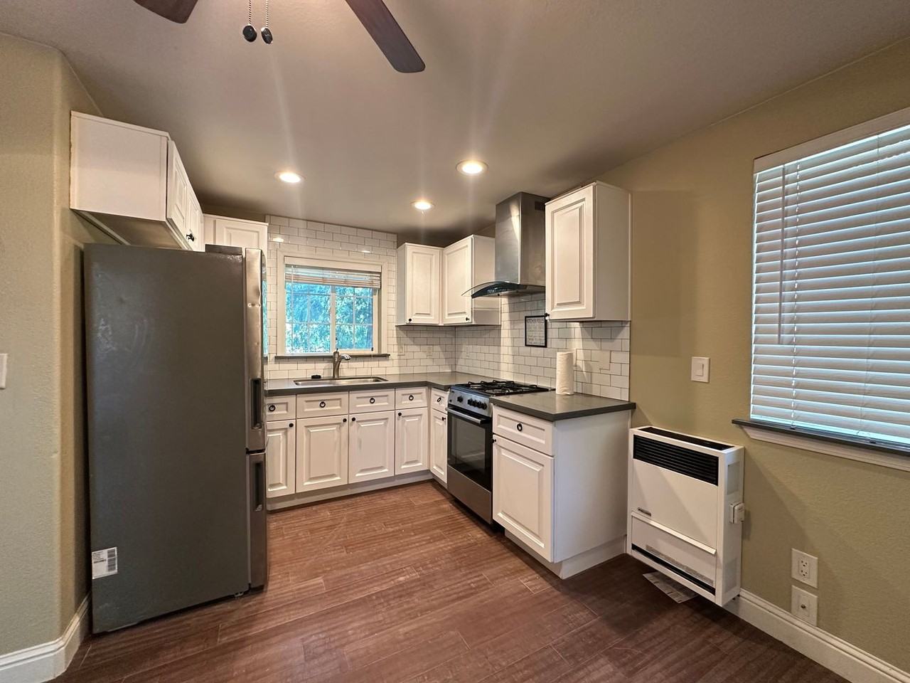 2932 Alder Dr - Photo 4 of 12