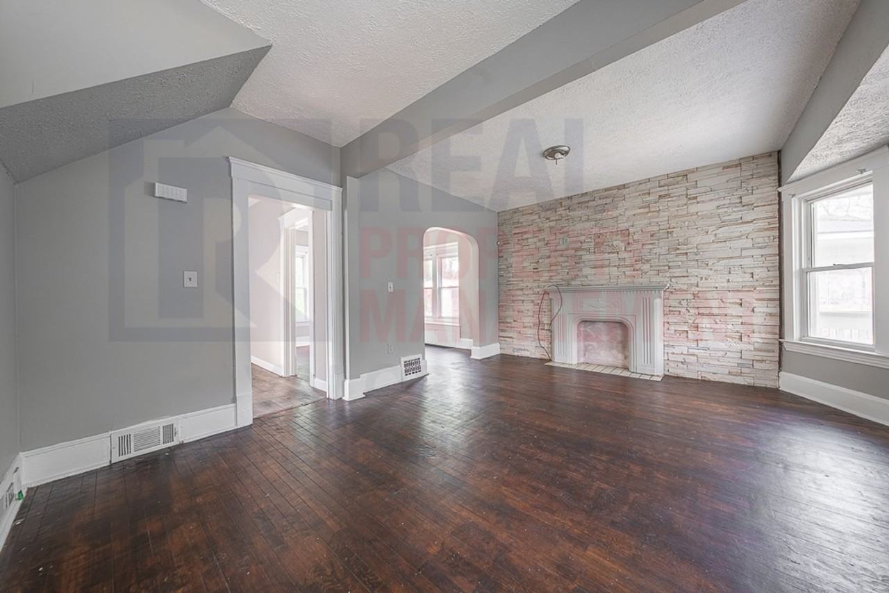 13705 Beachwood Ave - Photo 3 of 15