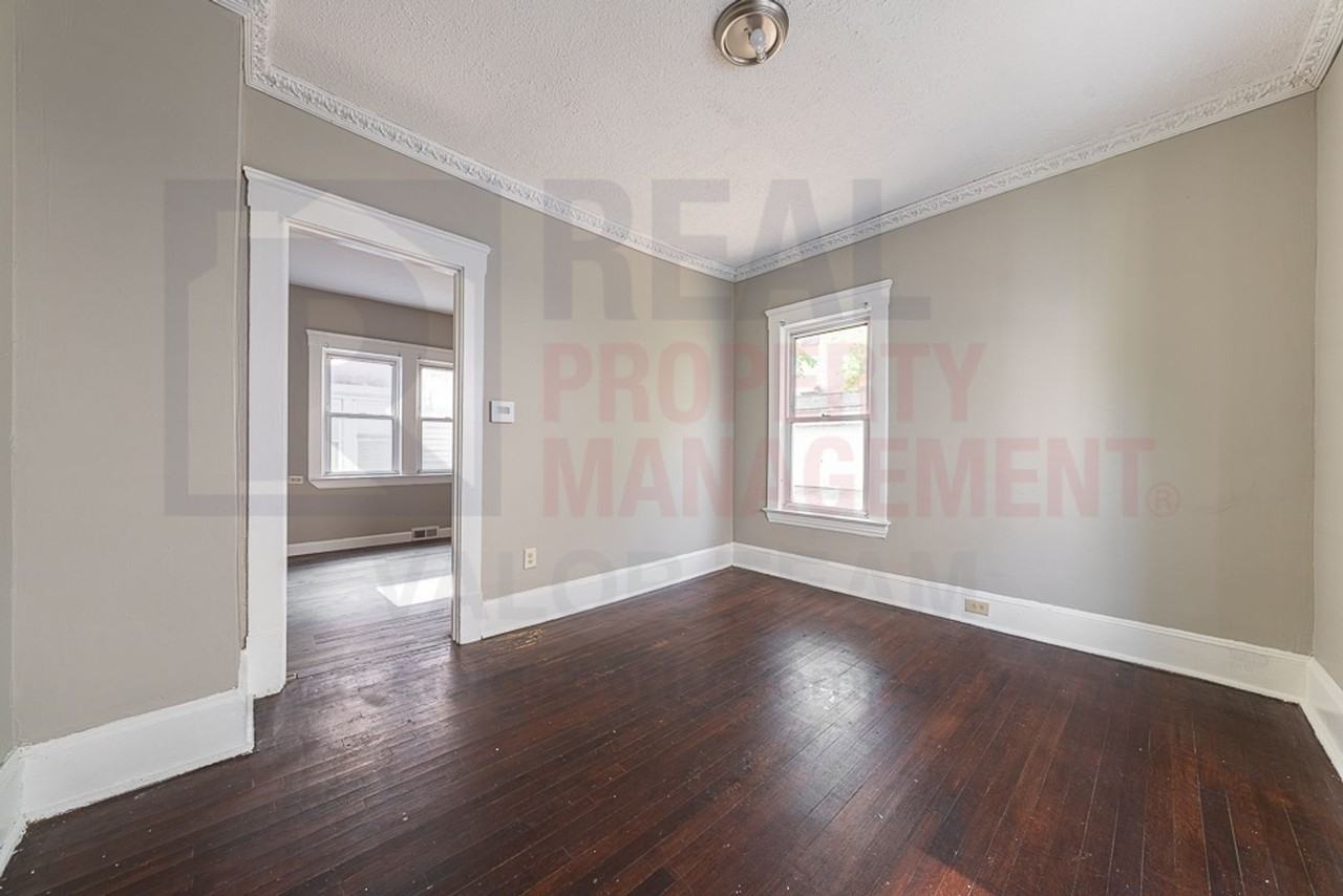 13705 Beachwood Ave - Photo 5 of 15