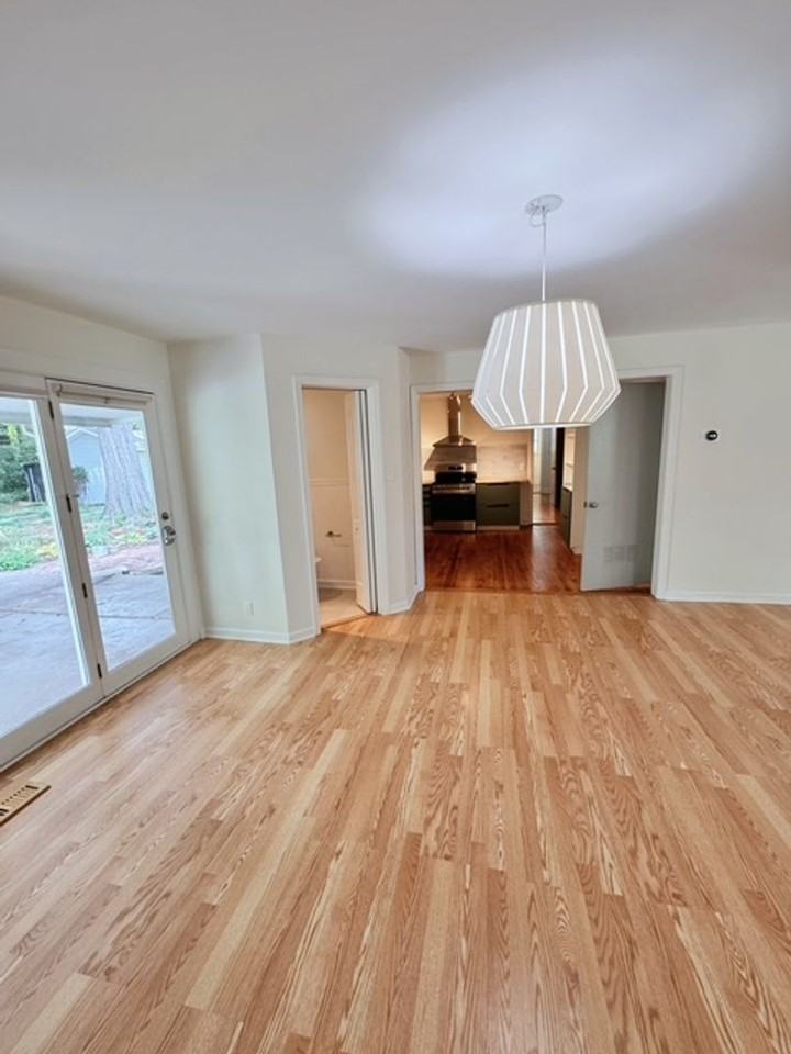 3028 Dixon Rd - Photo 7 of 22