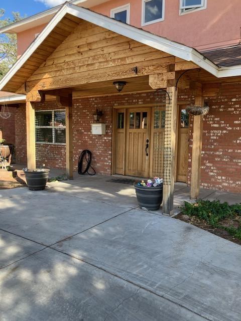 8912 Bellehaven Ave Ne - Photo 2 of 17