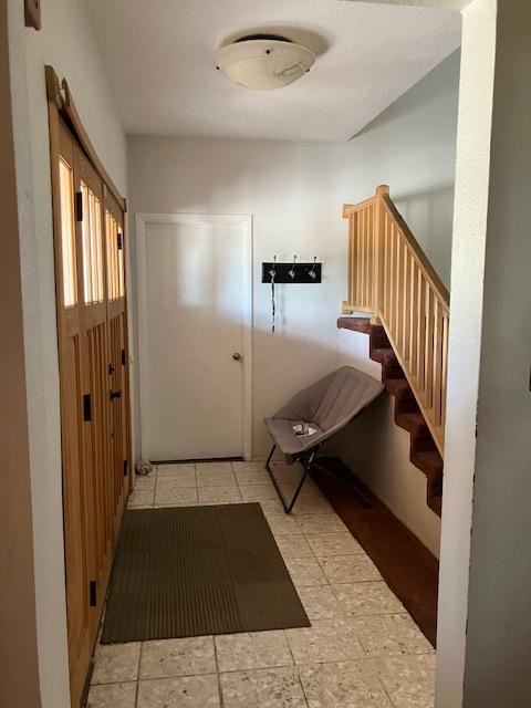 8912 Bellehaven Ave Ne - Photo 3 of 17