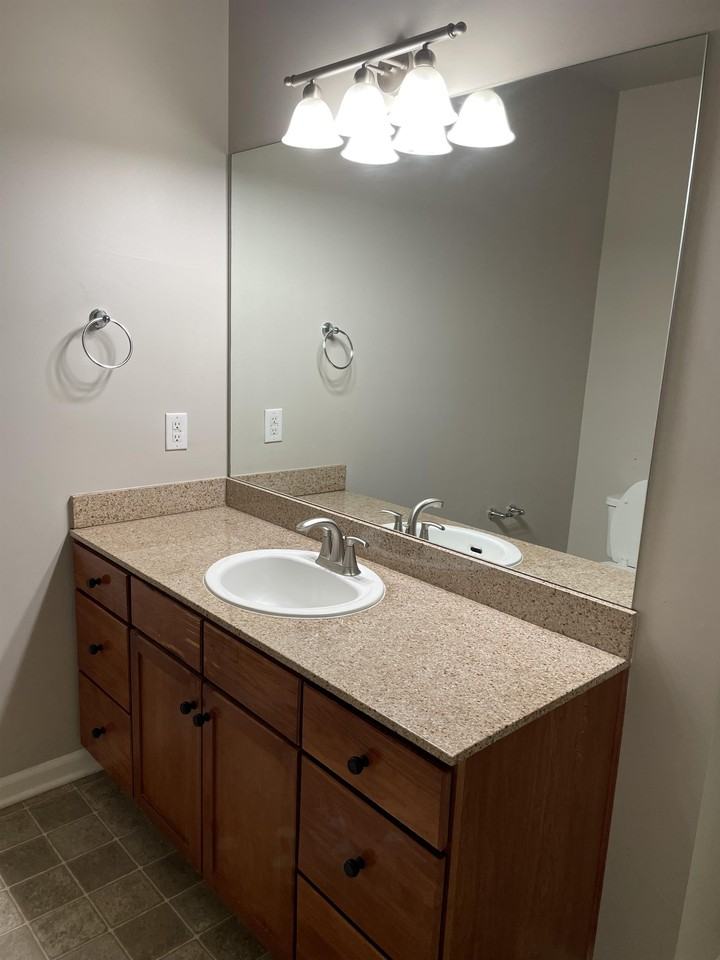 755 2B Walker Square - Photo 2 of 22