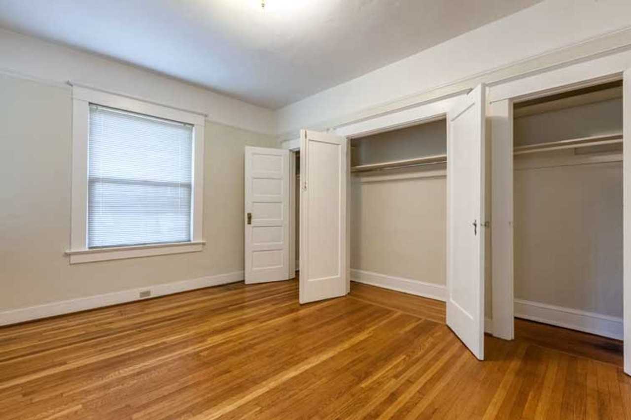 ST. FRANCIS APARTMENTS (SCHP02) - Photo 4 of 41