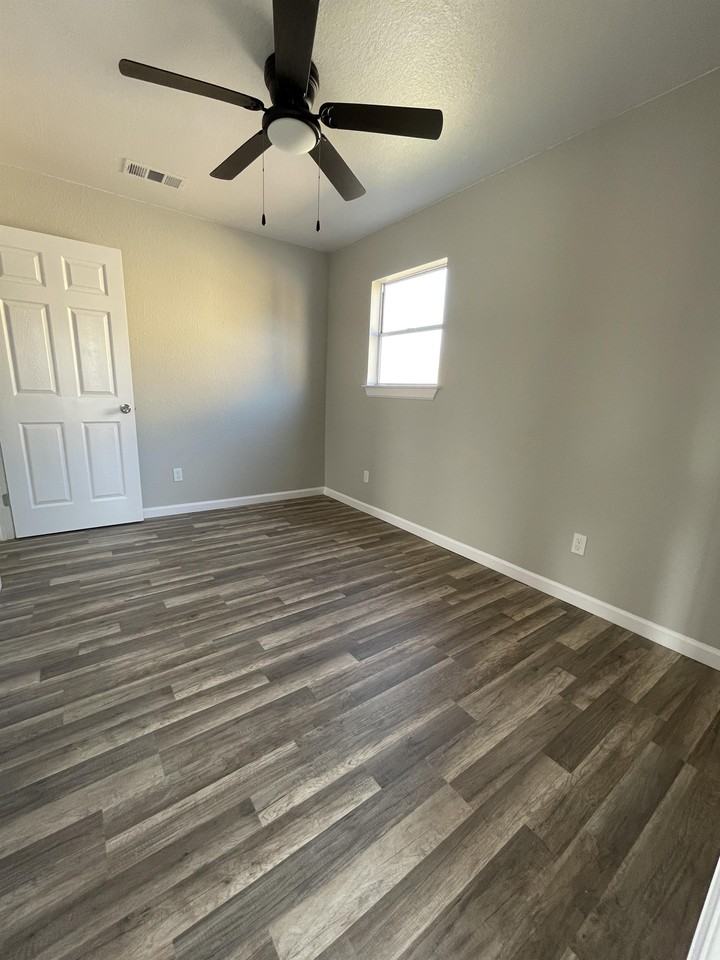 911 Vance Jackson #Z - Photo 5 of 38