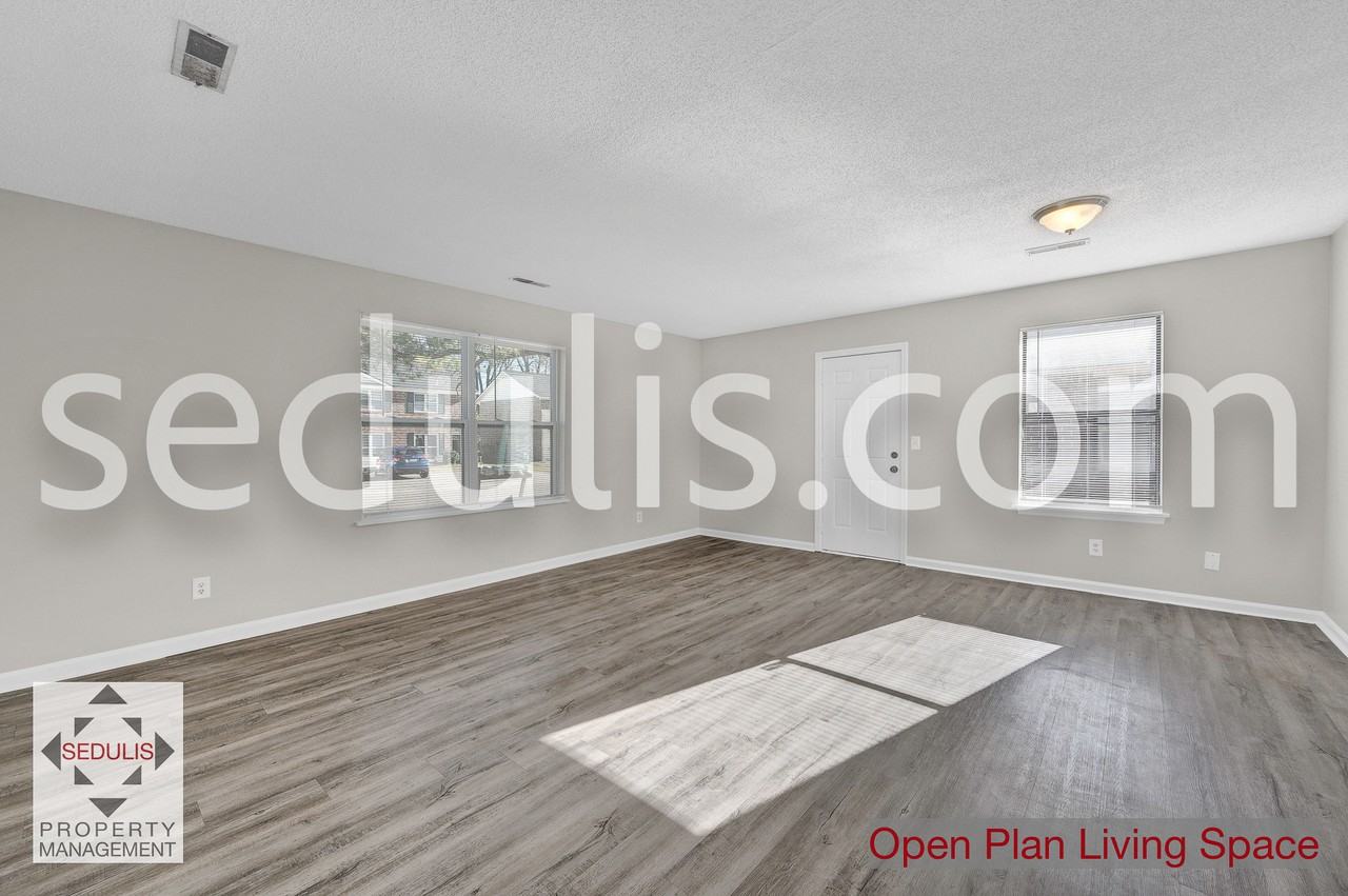 120 Langley Dr #A - Photo 3 of 28