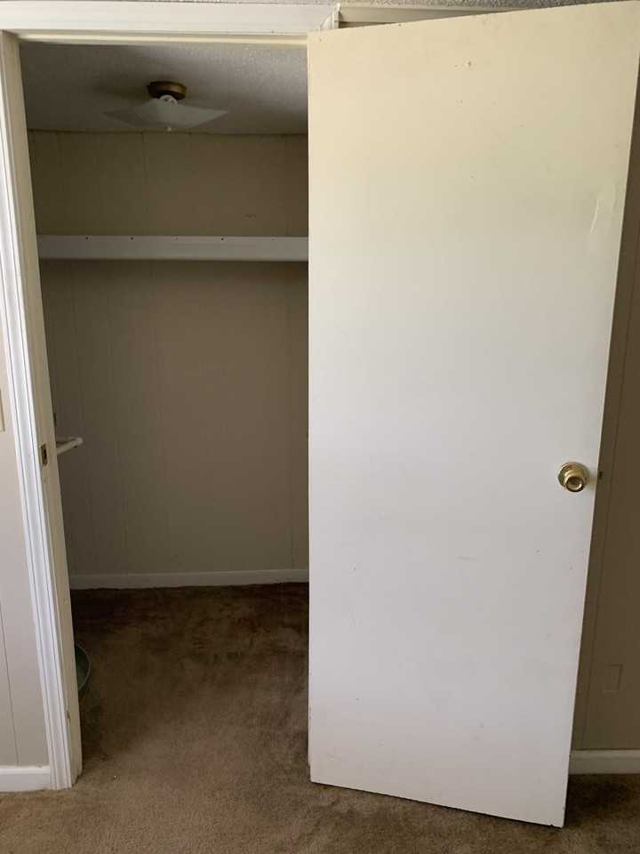 204 Angel Ct - Photo 2 of 9