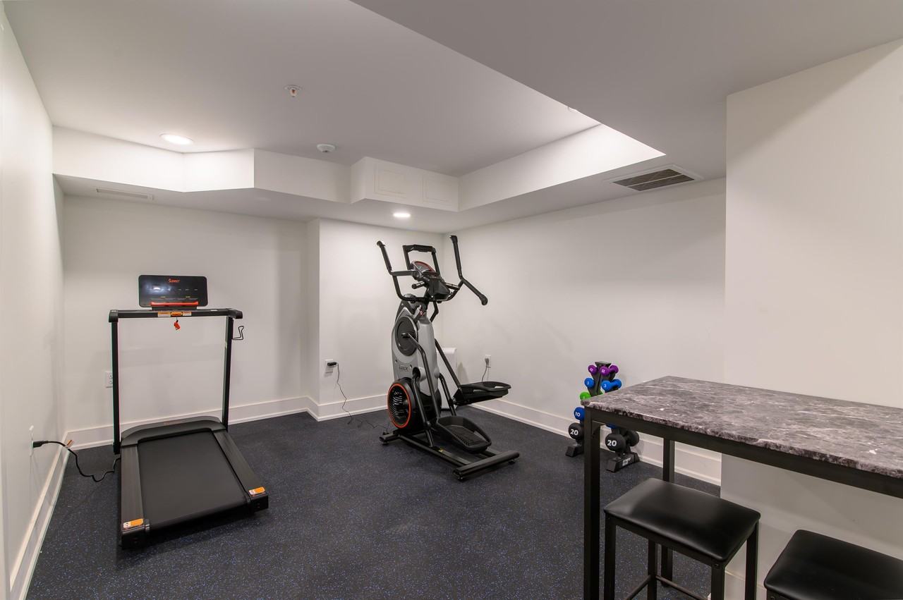 205 State St #2 - Photo 3 of 16