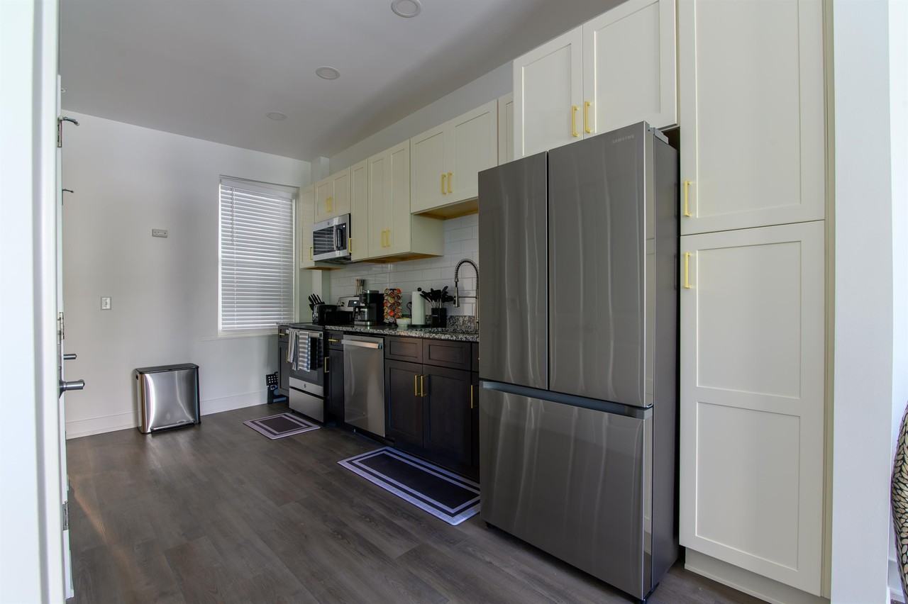 205 State St #2 - Photo 7 of 16