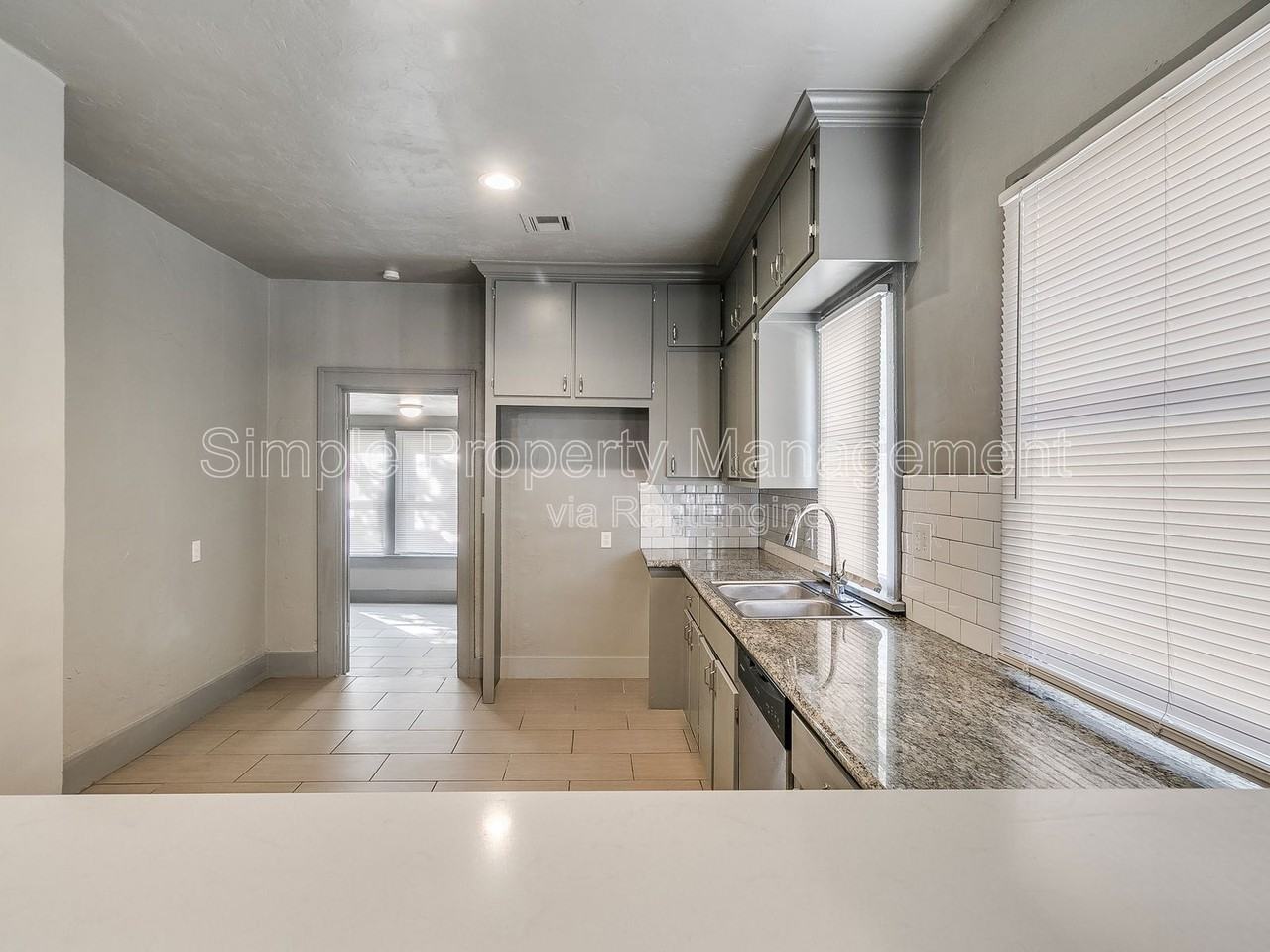 1948 Nw 12th St - Photo 6 of 22