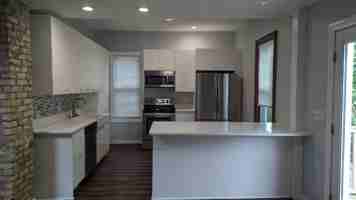 featured image of 1908 E Webster Pl