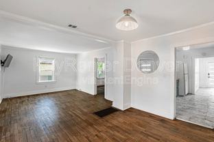 421 Stuart St - Photo 1 of 1