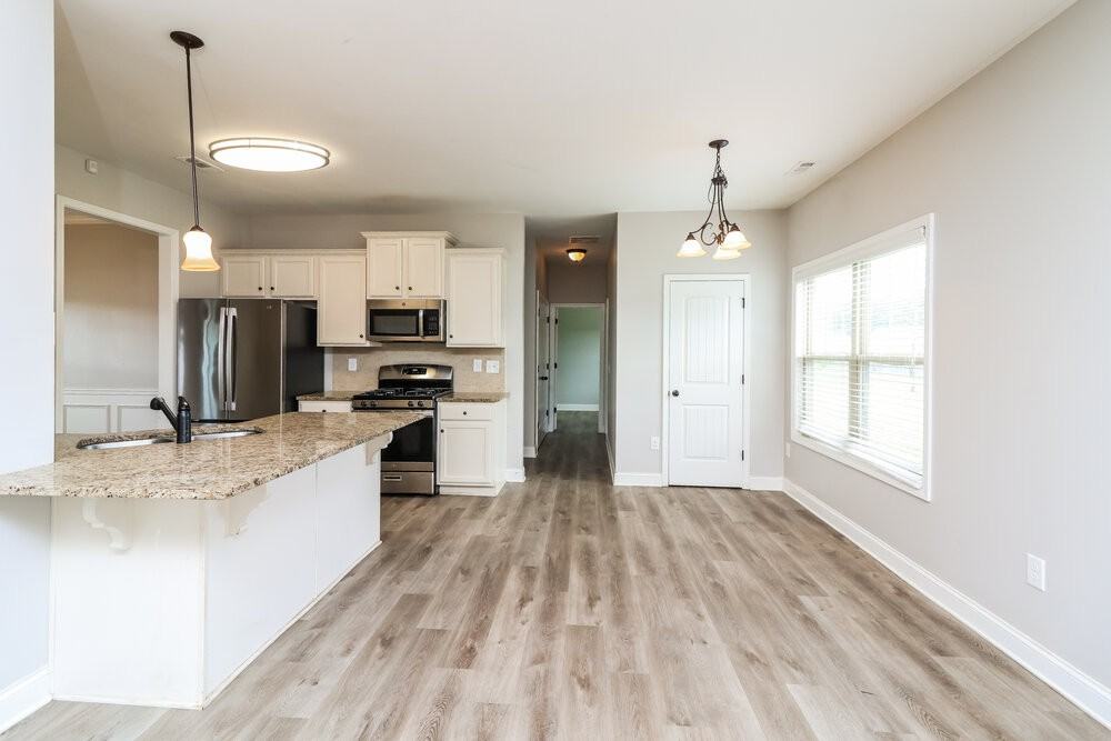 235 Summergate Ln - Photo 6 of 17