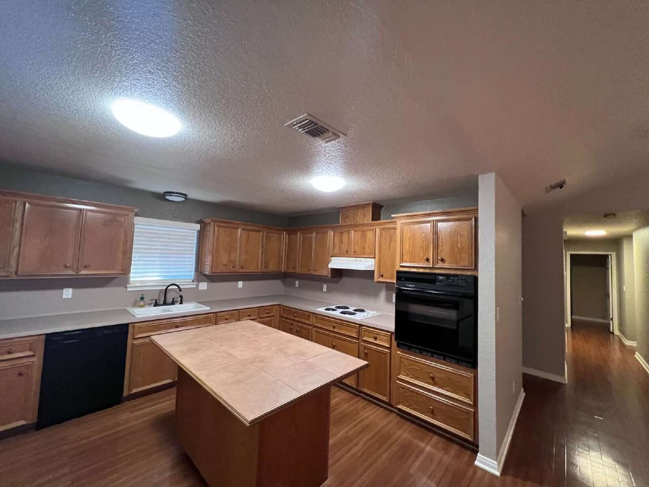 1241 Rapids Rd - Photo 3 of 28