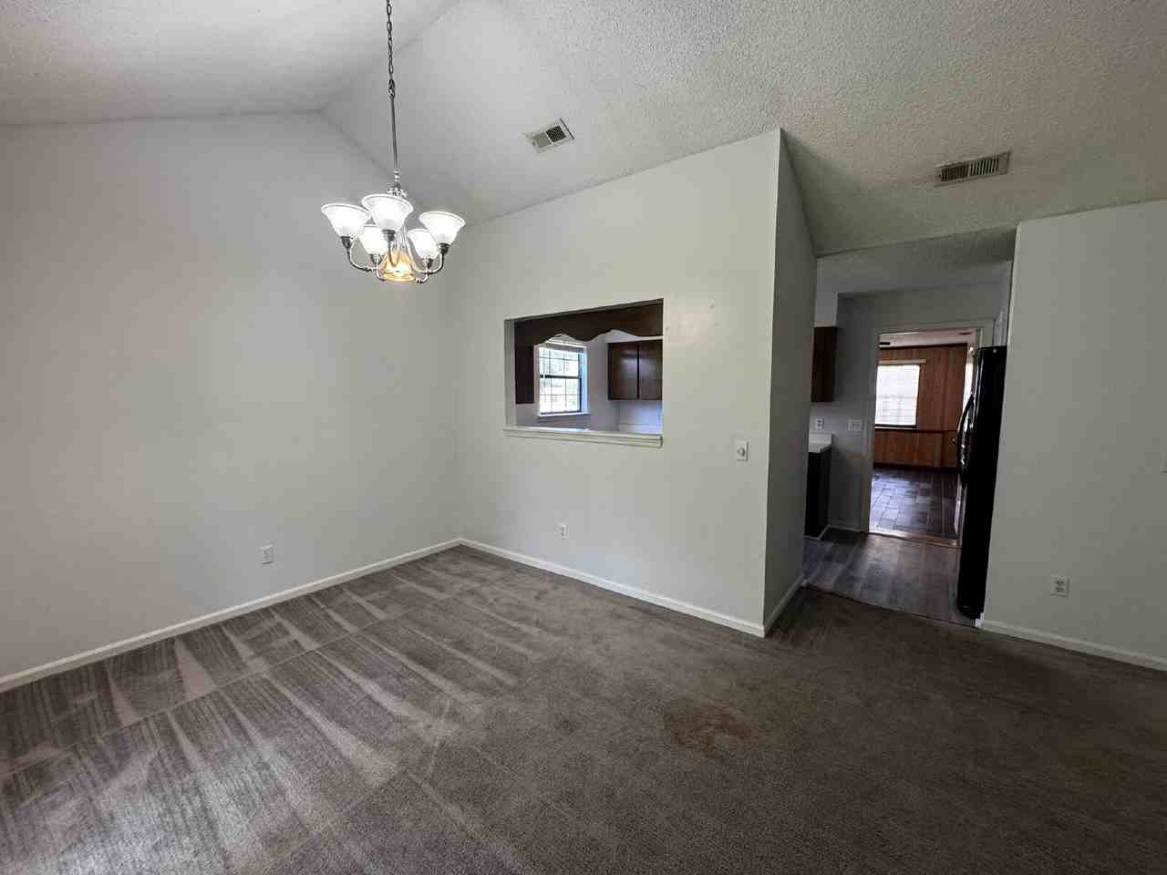 1329 Forest Lake Dr - Photo 5 of 14