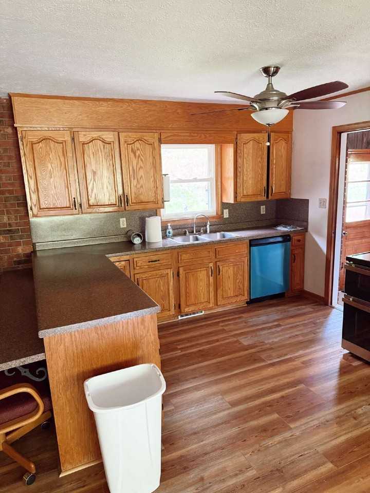 32 Partridge Pl - Photo 3 of 13