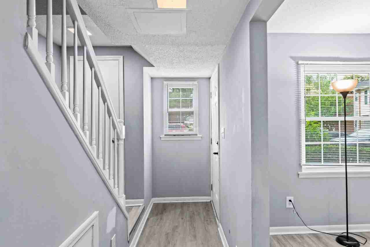 4769 Champion Ct - Photo 5 of 31