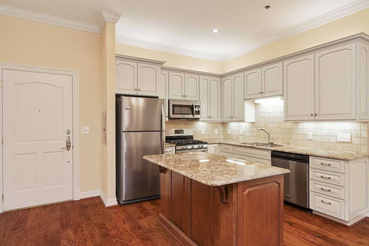 The Yorkshire Apartment Homes - Photo 2 of 26