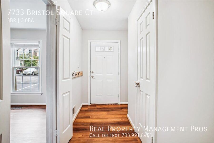 7733 Bristol Square Ct - Photo 3 of 25