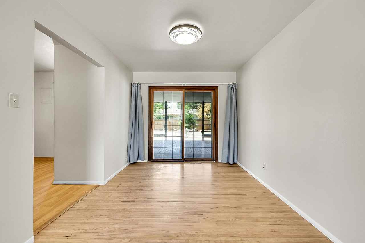 4220 Edwinstowe Ave - Photo 7 of 34