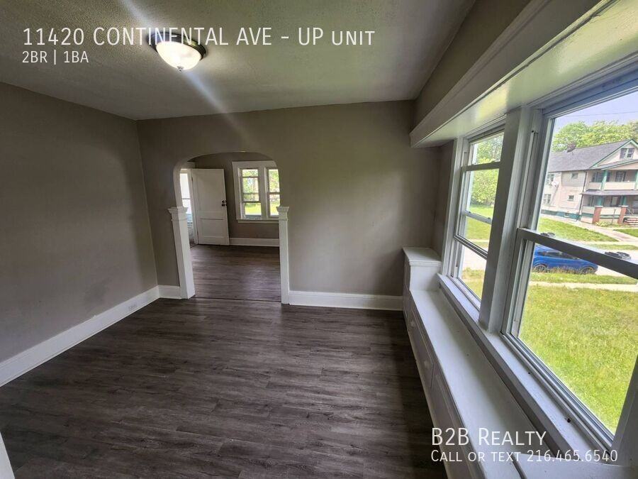 11420 Continental Ave - Photo 2 of 30